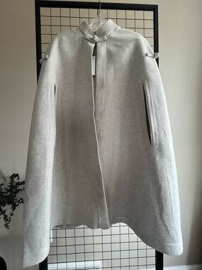 Light Gray Cape with High Collar 30% wool